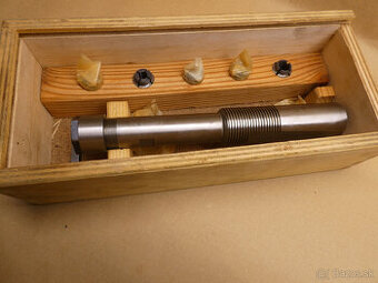 Predám upínacie púzdro staviteľné so sadou klieštin