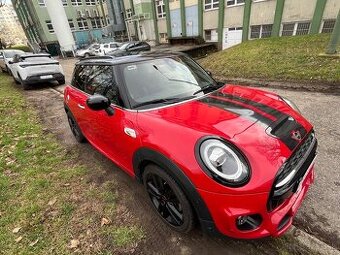 Mini Cooper 2.0 S 141 kw benzín