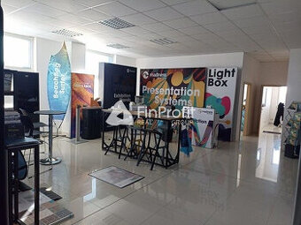 Klimatizovaný administratívny priestor so showroomom na pren