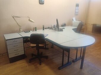 Kancelárska zostava