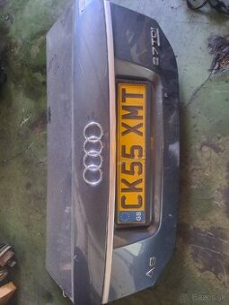 Kufor Audi A6 C6 LZ7R sedan