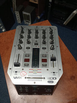 Behringer VMX200 DJ Pro Mixer