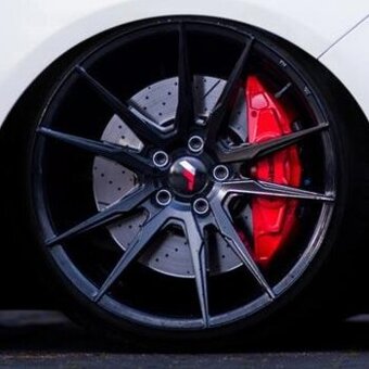 Elektrony JR r18 rozteč 5X112 aj 5x114.3 a 5x115 dvourozmer