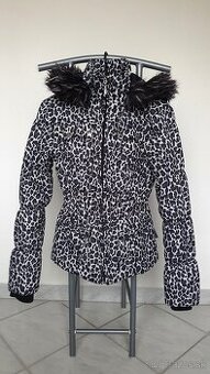 Dámska zimná bunda Clockhouse