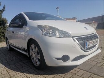 Peugeot 208  kupované v SR, malá spotreba paliva