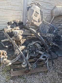 Rozpredam diely Audi A8 4,0Tdi 202kw rok 2003/04