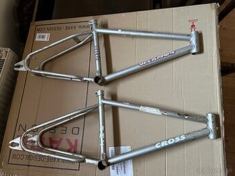 BMX 20 rám bez vidlice