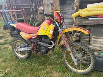 Aprília ETX350