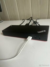 Lenovo ThinkPad Thunderbolt 3 Dock - 1