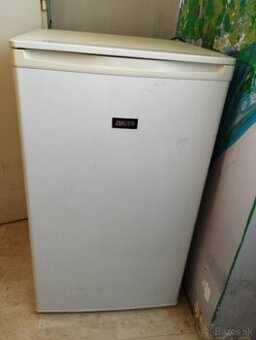Predám chladničku Zanussi 120 l