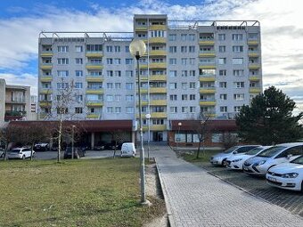 DVA OBCHODNÉ PRIESTORY NA PRENÁJOM - KARLOVA VES