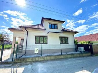Zrekonštruovaný rodinný dom s pozemkom, Lúka nad Váhom