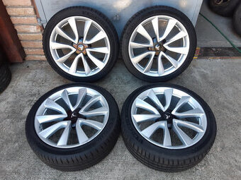 5x114,3 19" Tesla Model 3