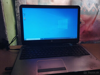 na predaj notebook HP 2