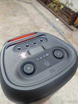 JBL ultimate