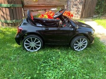 Elektrické autíčko Mercedes
