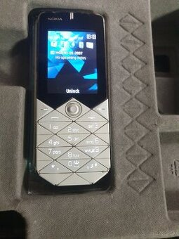 Nokia 7500 Prism