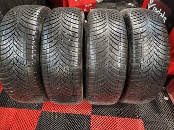 215/60 R17 Goodyear celoročné pneumatiky