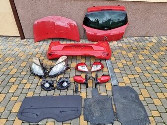 renault clio III kufrové dvere