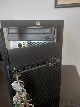serverový počítač hp