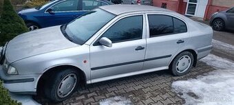 Škoda octavia 1.6 74kw benzín