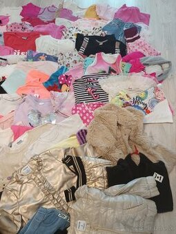 Mega balík oblečenia