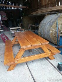 Masívny drevený stôl na mieru - 1