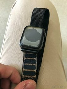 Apple Watch 4,4