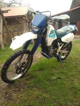 Suzuki dr 350s enduro