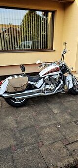 Suzuki Intruder VLR 1800