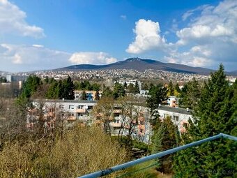 2 izbový byt na Chrenovej 1, Trieda Andreja Hlinku