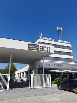 Obchodné priestory na prenájom - Komárno 759 m2