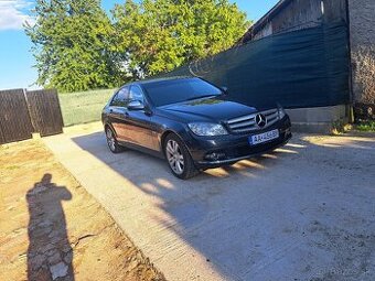 Mercedes C200
