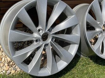 org. VW INTERLAGOS 5x112 8j x18 ET 41 Passat Skoda