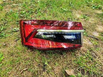 Zadné ľavé svetlo Superb 3 sedan facelift