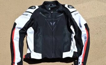 Predám skoro nenosené pánske oblečenie na moto