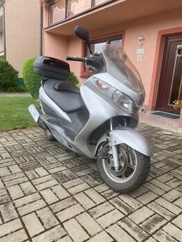 Suzuki Bergman 200