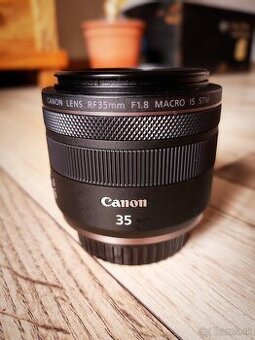 Canon RF 35mm f1.8 IS Macro STM