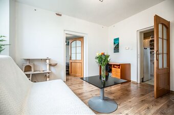 NA PREDAJ 4i RD HRNČIAROVCE NAD PARNOU