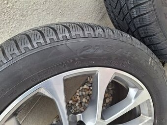 predam zimnu sadu BMW 275x45x20