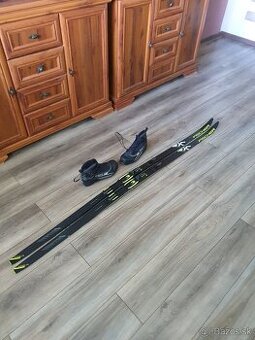 Predam bezkovy set,FISCHER 194 cm,NNN,c.10,supiny