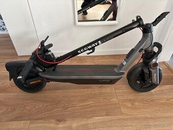 Segway eKickScooter Ninebot F3 E - 1