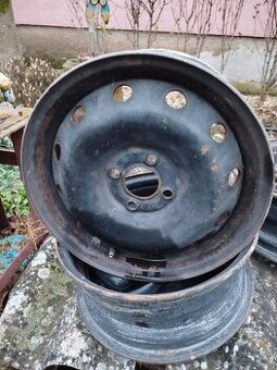 Predam plechove disky 15-ky