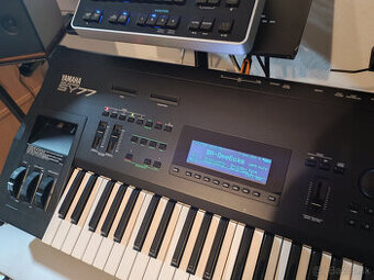 Yamaha SY77