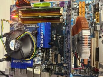 Gigabyte P45-Ud3P ,E8400,2x2Ddr2 ,9600GT