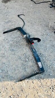 Predám ťažné zariadenie (guľu) na Passat B6 - 1