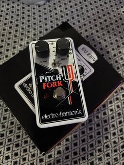 Pitch fork - electro harmonix pedál efekt