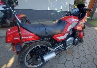 Suzuki GSX 750 ES