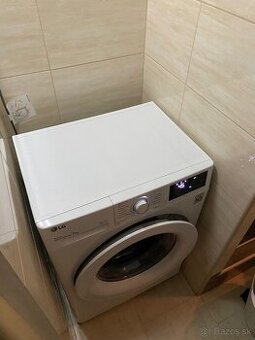 Práčka LG zánovná