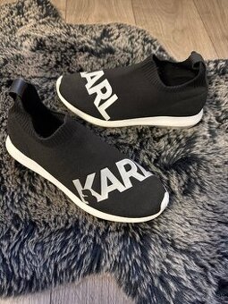 Predám pekne ľahučké dámske tenisky Karl Lagerfeld